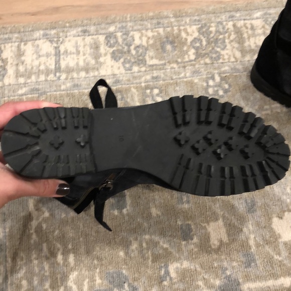 Splendid, size 10 boots with side zipper. Muted Blue and black checkered. - Picture 5 of 6